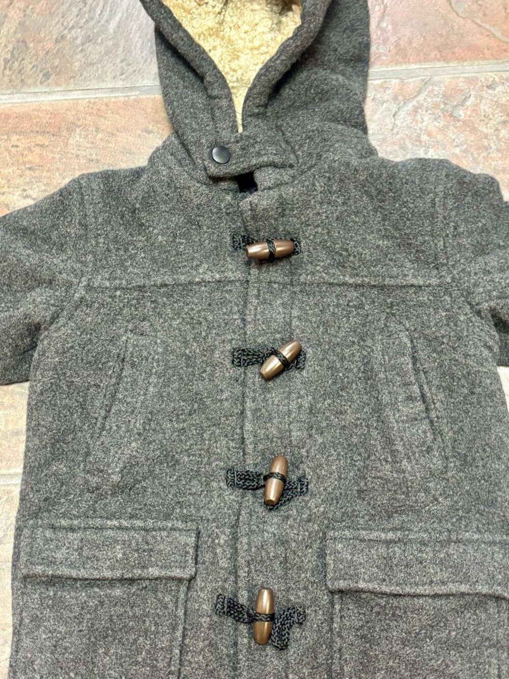 ~~BabyGap Toddler 4T Gray Wool Blend Pea Coat Hooded Lined Toggle Closure..VGUC!